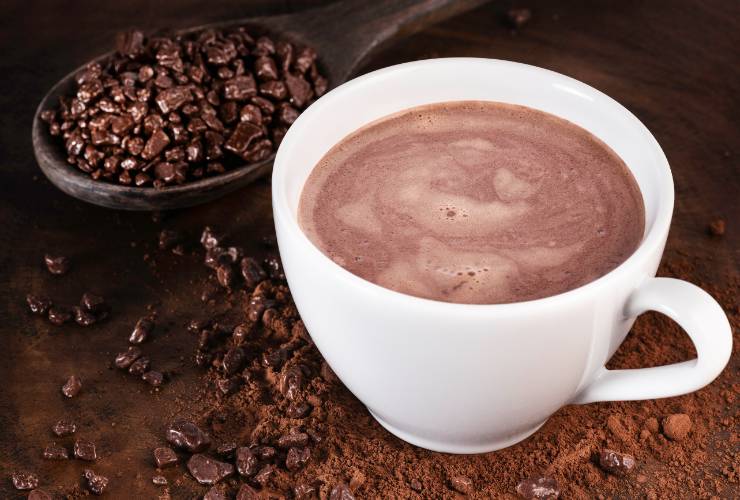 tazza di cioccolata calda